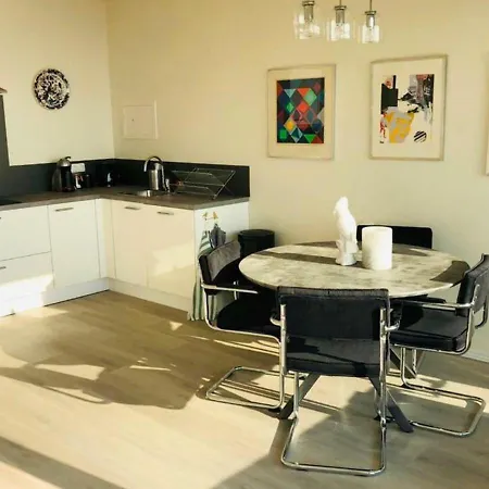 Happyview Apartment *